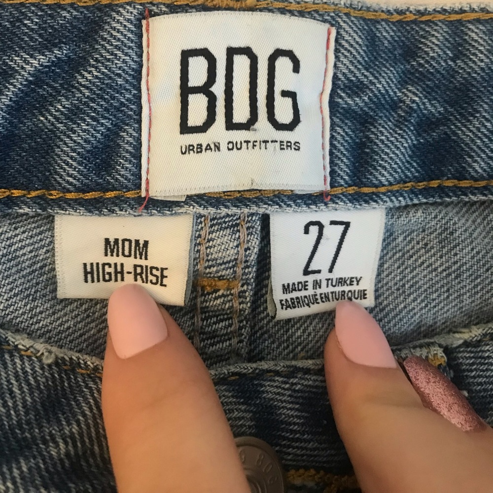 BDG Jeans Mom High Rise - Picture 3 of 5